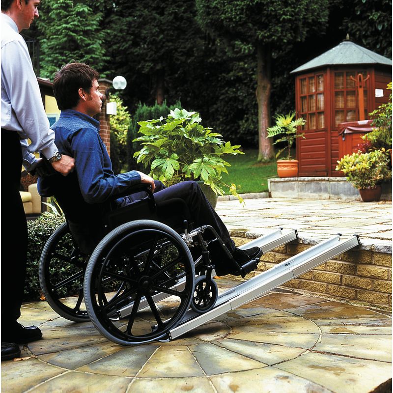 Rampes d'accès télescopiques ECO